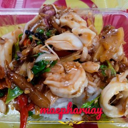 ผัดฉ่าทะเลราดข้าว