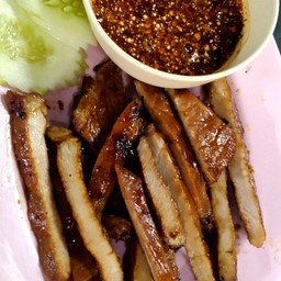 เนื้อหมูย่าง