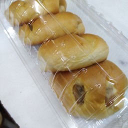 ขนมปังไส้กรอก