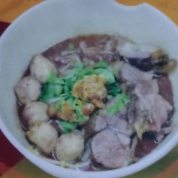 ก๋วยเตี๋ยวเนื้อพิเศษ