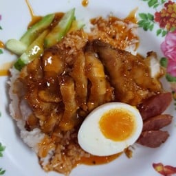 ยุ้ย ก๋วยจั๊บน้ำข้น กม.8