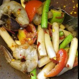 ตำไหลบัวปูปลาร้ากุ้งสด