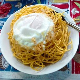 ราดหน้าบ้านเด่น