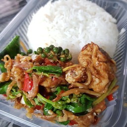 ปูนิ่มผัดฉ่า (กับข้าว)