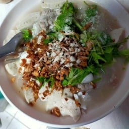 คุณมุ้ยจั๊บ'ญวนแน่นเครื่อง