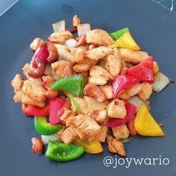 ไก่ผัดเม็ดมะม่วงหิมพานต์(กับข้าว)