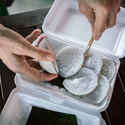 ขนมถ้วย