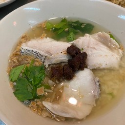 ข้าวต้มปลาเก๋าพิเศษ