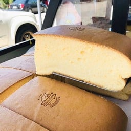 เค้กไข่ไต้หวัน เบสเบค Best bake สาขาลพบุรี