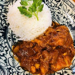 ข้าวราดแกงฮังเล