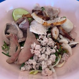ป้านาคก๋วยเตี๋ยวไก่
