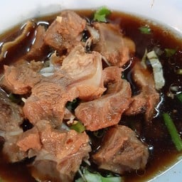 เกาเหลาหมูตุ๋น
