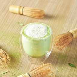 อูจิมัทฉะร้อน (Hot Uji Matcha)