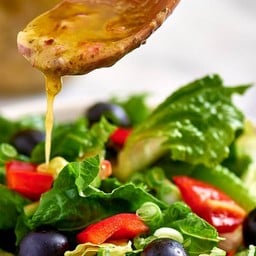 สลัดมาดามอัง - Salad Madame Ang
