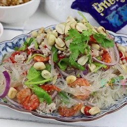 ยำวุ้นเส้นโบราณ