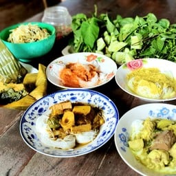 ขนมจีนป้าแต๋ว