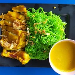 บะหมี่ไก่ย่าง