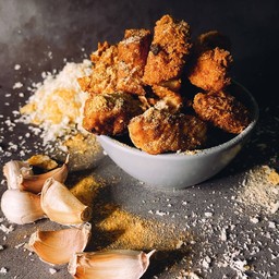 เจ๊ เสี่ย เขย่าไก่