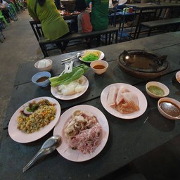 คุ้ม หมูกะทะ