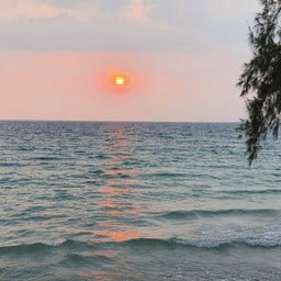 หาดบานชื่น