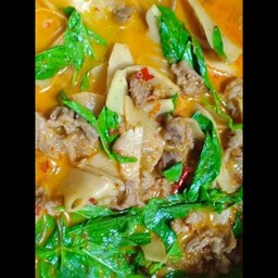 แกงเนื้อหน่อไม้ดอง