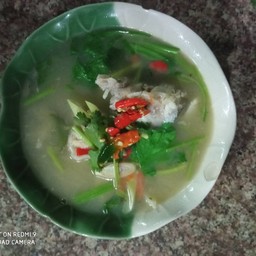 ต้มยำหัวปลาเก๋าน้ำใส