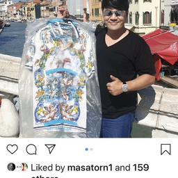 ลูกค้านำเสื้อไปใส่เมืองนอก ซักแห้งเรียบร้อยสะอาดหมดจด