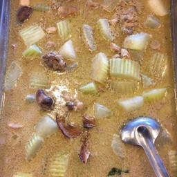 ไก่ต้มกะทิ