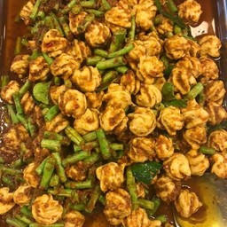 ผัดเผ็ดลุกชิ้นปลา