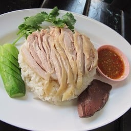 ข้าวมันไก่ต้ม