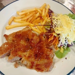 สเต๊กหมูพริกไทยดำ