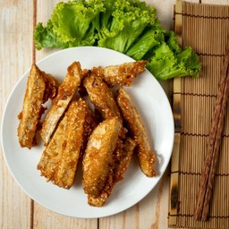 เผือกทอด