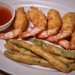 กุ้งชุบแป้งทอด