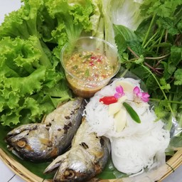 ยำ ตำ นัว