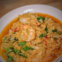 กุ้งผัดผงกะหรี่