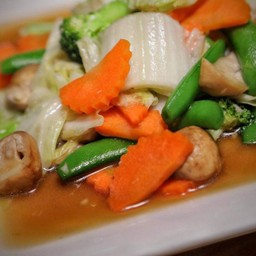 ผัดผักรวมมิตร