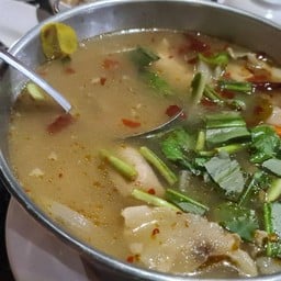 มาแคนน์ รีสอร์ท