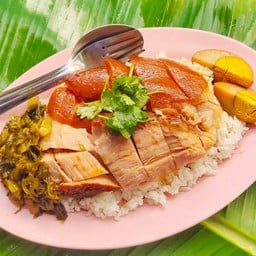 โตเต็มอิ่ม ข้าวขาหมูซอย 6