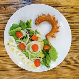 สลัดไส้กรอกอิตาเลียน