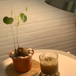 เครื่องดื่มดี เมนูเครื่องดื่มมีความเป็นเอกลักษณ์เฉพาะตัว ไม่เหมือนร้านกาแฟทั่วไป