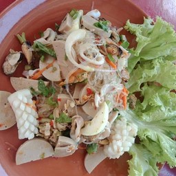 ก๋วยจั๊บกะลา