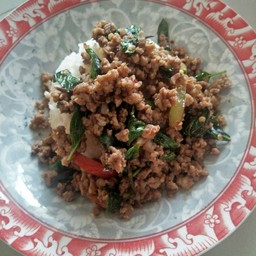 ข้าวราดกระเพราหมูสับ