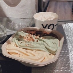 Yo-chi Frozen Yogurt Carlton