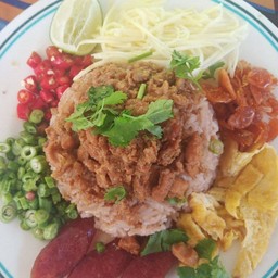 ข้าวคลุกกะปิ