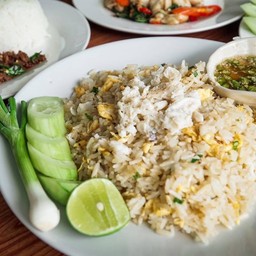 ข้าวผัดปู