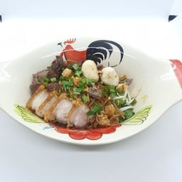 ก๋วยเตี๋ยวเรือครบรส รัชดาภิเษก ซอย4