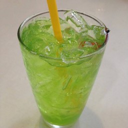 วุ้นใบเตย พร้อม น้ำแข็ง