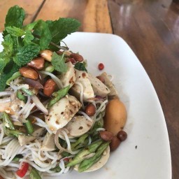 ยำมะม่วงทรงเครื่อง เคหะร่มเกล้า