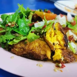 ยำไข่ดาว