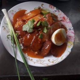 บะหมี่เกี๊ยวน้าหน่อยซอยเนิน